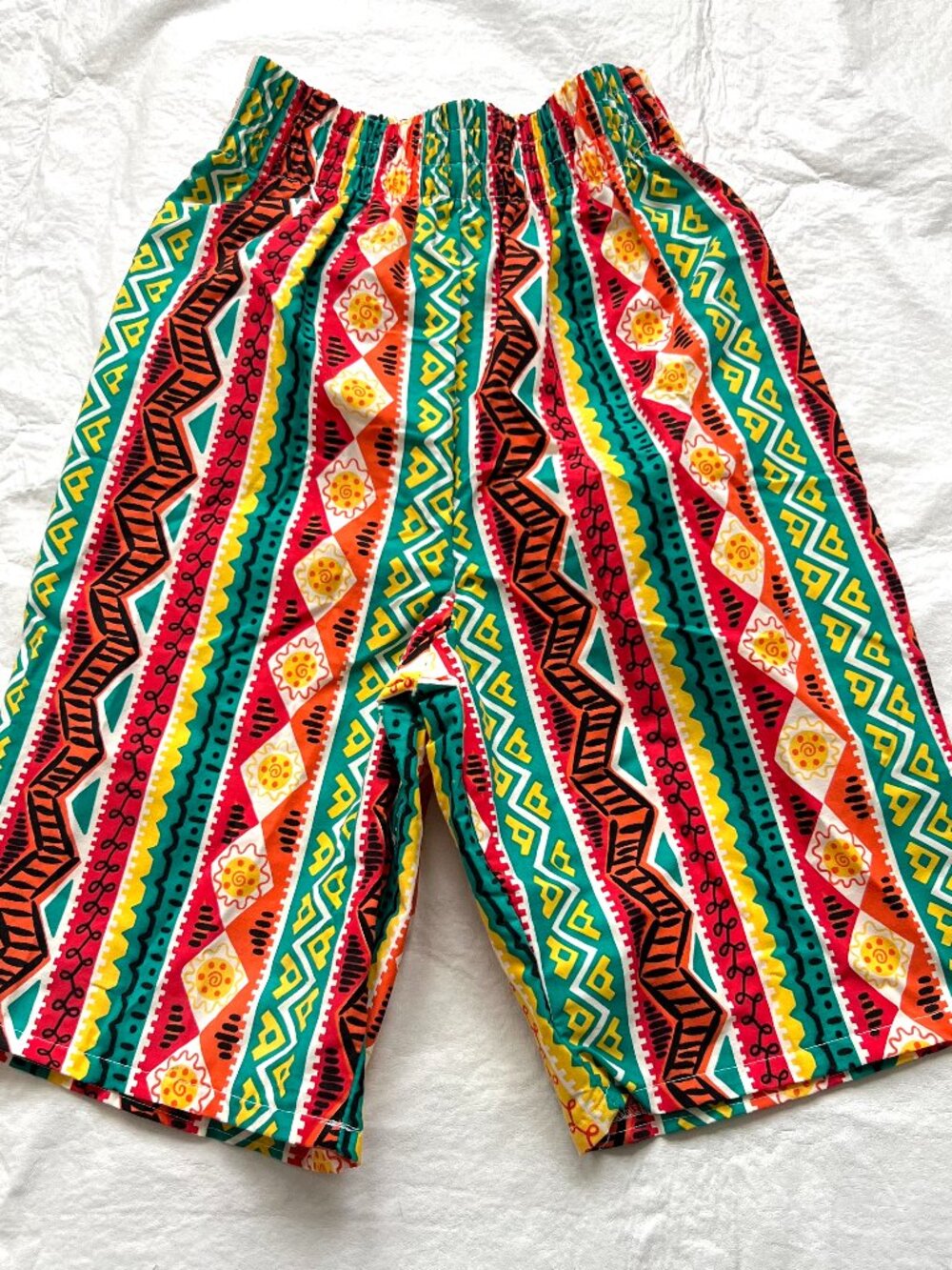 Vintage Sultra shorts African print womens Small multicolor elastic high waist
